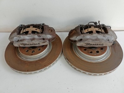 Maserati ghibli 14+ суппорт тормозной перед правый фото №1