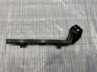 Направляющая бампера задняя левая maserati grecale modena 670157266 фото №1