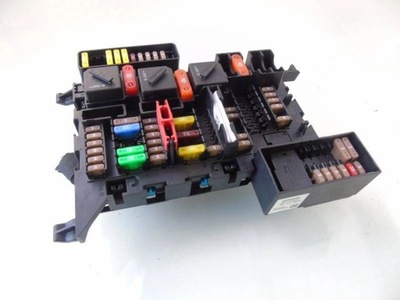 Bmw i3 l01 коробка предохранителей rota900122 фото №1