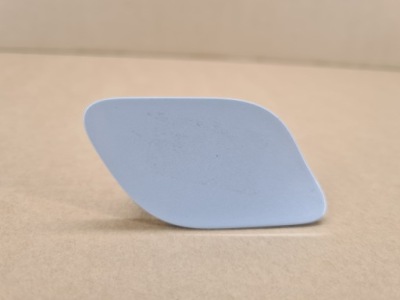 Правая заглушка распылителя бампера xc40 kolor729 фото №1