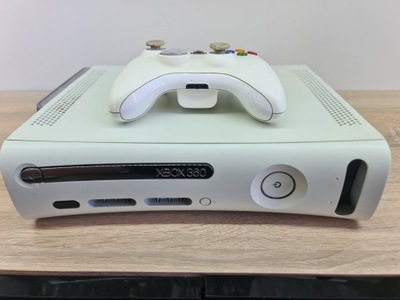 Konsola Microsoft Xbox 360 60 GB biały