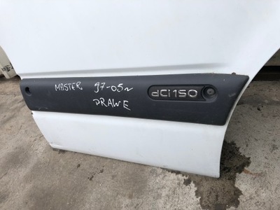 Master 97-05' молдинг двері правий перед фото №1