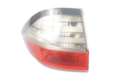 LAMPA LEWA LEWY TYŁ W BŁOTNIK FORD S-MAX MK1 I 06-10