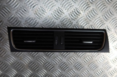 Решётка обдув средняя audi оригинальный номер 8t1820951c фото №1