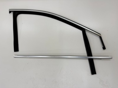 Молдинг прокладка скло правий перед хром mercedes w247 b-klasa фото №1