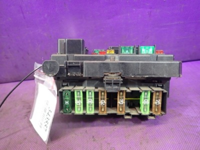 Peugeot 307 01-05 коробка предохранителей 9650663980 фото №1