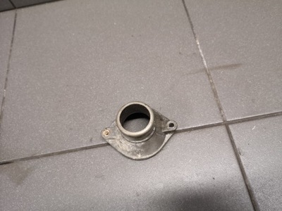 Корпус термостата audi a8 d2 3.7 aew 077121121 фото №1