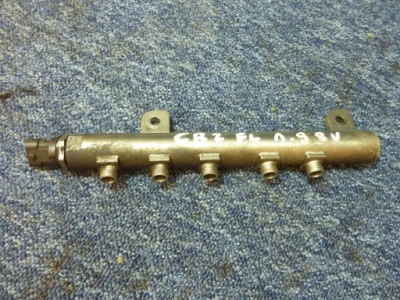 Молдинг впрыскная 55209572 croma 2 ii 1.9 8v m-jet фото №1