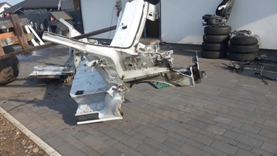 Лонжерон підкрилок правий перед trafic iii vivaro b фото №1