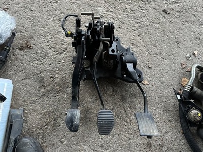 Педали сцепления тормоза газа c5 iii x7 9666788080 фото №1