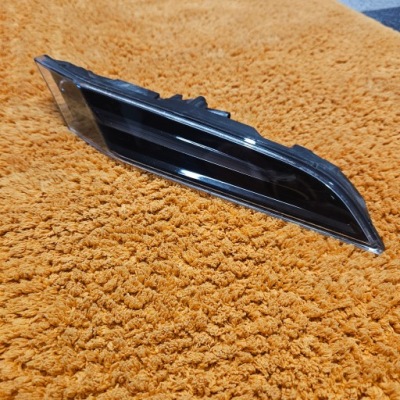 Porsche 911 922 99295302 поворотник правий фото №1