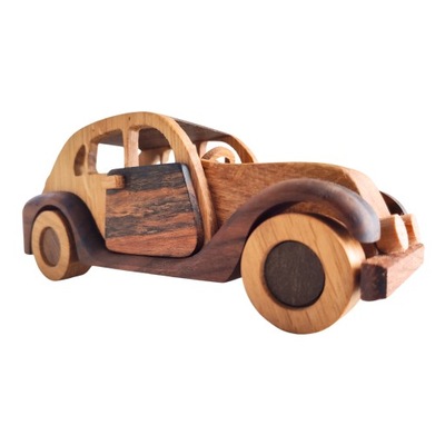 Zabytkowy drewniany samochód z początku 1930 roku