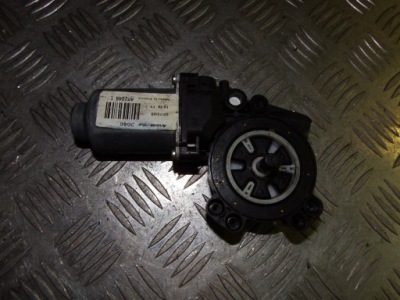 Моторчик скло правий перед 2-контакти primera p12 фото №1