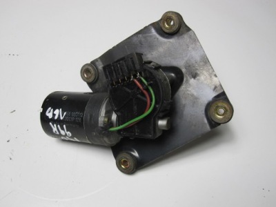 Моторчик двірник перед volvo v40 99r фото №1