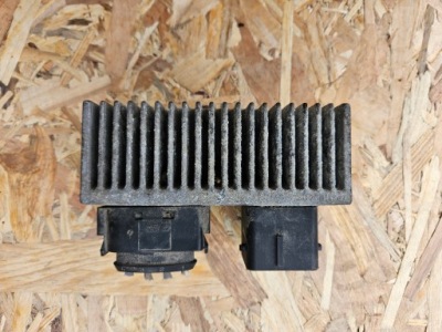 Реле свічка розжарювання renault 271206395r фото №1