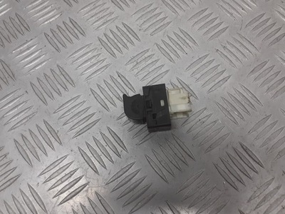 Кнопка переключатель стекло правый перед primera p11 фото №1