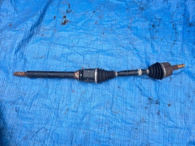 Приводной вал półośka правый  перед giulietta 00505218460 фото №1