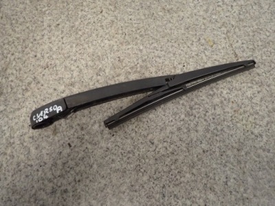 Toyota corolla verso 04- рычаг дворники задняя фото №1