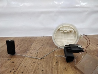 Volvo xc90 датчик рівня пального фото №1