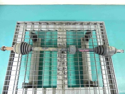 Приводной вал правая toyota corolla e12 1.4 vvti фото №1