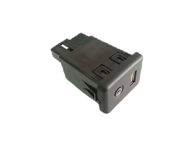 Opel роз'єм port usb aux 13599456 europa фото №1