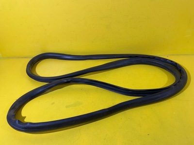 Volvo c30 - прокладка кузовна двері права фото №1