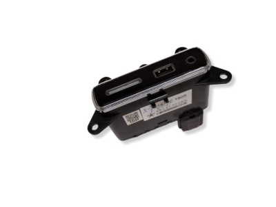 Разъём usb считыватель sd jeep cherokee wk2 2010- фото №1