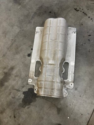 Лист защита тепловая выхлоп jaguar f-type x152 3.0 v6 sc s/c фото №1