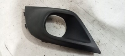 It-519 renault clio 4 iv решётка бампера правая 261a39715r фото №1