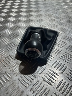 Чехол ручка переключения передач audi a4 b9 15- фото №1