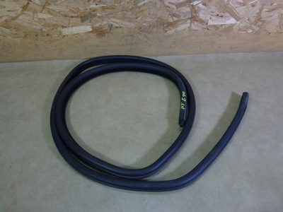 Bmw e90 прокладка дверь правый задняя фото №1