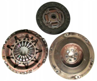 Сцепление полный luk toyota yaris ii 1.4 d4d 2006-2011 rok фото №1