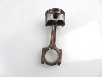 Поршень шатун mazda 6 i 1.8 l813 фото №1