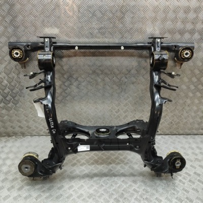 Audi q4 sportback e-tron 2024 рама допоміжна задня фото №1