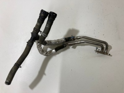 Chevrolet camaro vi 2016+ трубка шланг пабтрубок  радиатора 12647307 фото №1