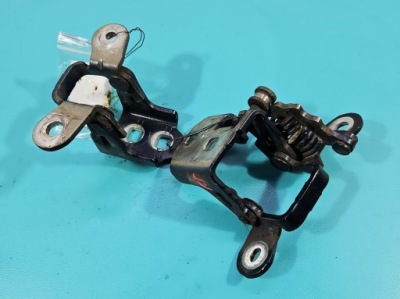 Петля дверь задняя правый fiat freemont 2 штуки фото №1