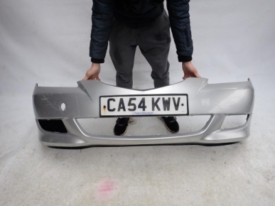 Mazda 3 i hb 03-06 бампер перед передній фото №1