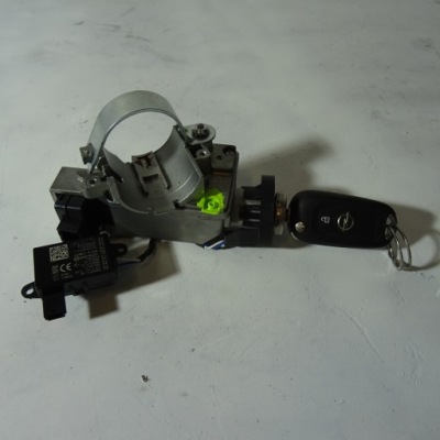 Opel astra k v 1.6cdti замок зажигания 39153198 фото №1