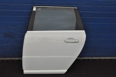 Volvo v70 iii дверь левый задняя задние 614-46 kombi фото №1