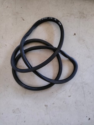 Vw tiguan прокладка двері лівий перед фото №1