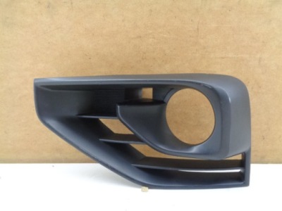 Nissan pathfinder 17-19 рамка решётка противотуманной фары фото №1