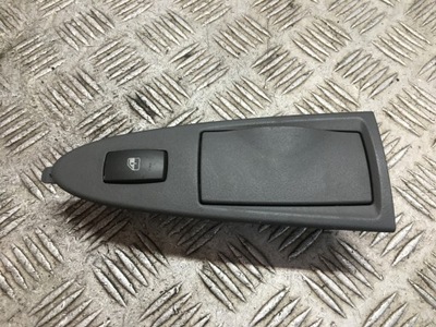 Croma ii кнопка стекло правый задняя фото №1