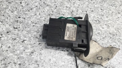 Mb962804 переключатель mitsubishi galant 93-96r фото №1