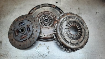 Зчеплення маховик з двома масами sachs subaru legacy iv 2.0d фото №1