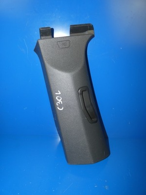 Volvo c30 захист стійка b втулка поперечина ліва фото №1