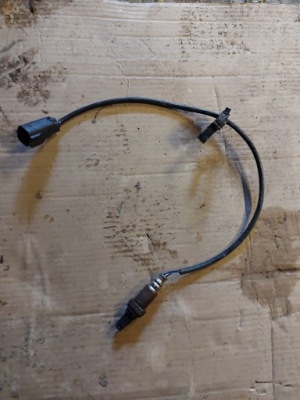 Датчик лямбда-зонд 2.4 volvo v50 s40 30651723 фото №1