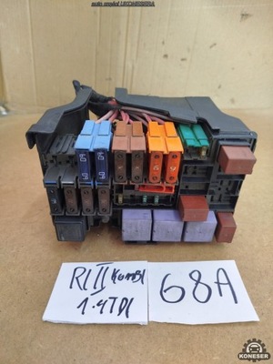 Коробка предохранителей renault laguna ii 1.9 tdi 8200162334 фото №1