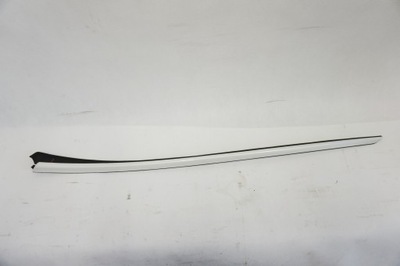 Молдинг скло передньої ліва peugeot 3008 гібрид фото №1