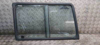 Скло двері лівий задня pajero i фото №1