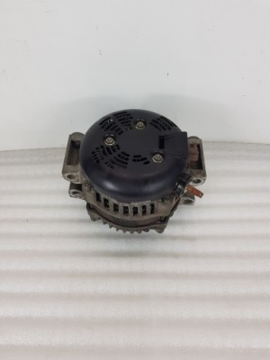 Jeep grand cherokke 3.0 crd генератор p04801835ab фото №1